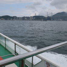 連絡船の上から