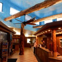 レセプション棟（フロント、おみやげ物屋さんあたり）