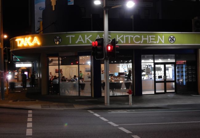 タカ (バラックストリート店)