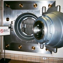 旧日本銀行広島支店、地下金庫。