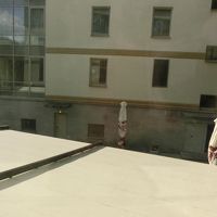 中庭ビューだった…