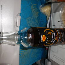 スリランカのスピリッツ・アラック（特別に撮らせて貰いました）