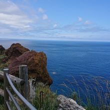 余裕があるときは積丹ブルーを眺めながら歩きました