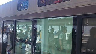 今後、車内放送が日本語・英語による自動放送になるそうです