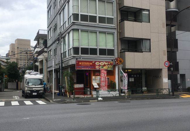 ちょっと変わっている造りのお店