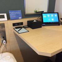 部屋にあるタブレットで