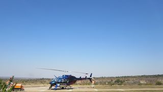 滝の全景が見えます