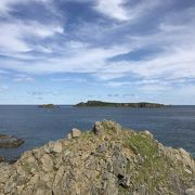 スコトン岬の正面に見える大きな島