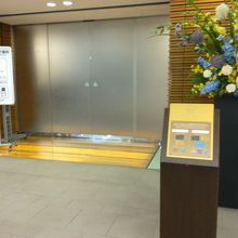 入口です　ご馳走様でした　搭乗口へ向かいます