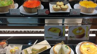 濃厚なチーズケーキが美味しかった