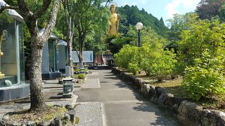 三重県　榊原温泉の近くにある観光寺