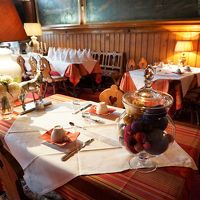 朝食のダイニング