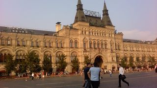 買っている人は観光客だけ？