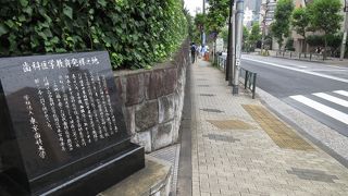 立派な石碑です