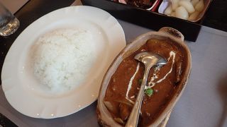 ハヤシライス、早く食べてはもったいないほどおいしかった