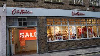 キャスの世界観に浸れる