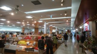 一段とカープグッズのコーナーが充実