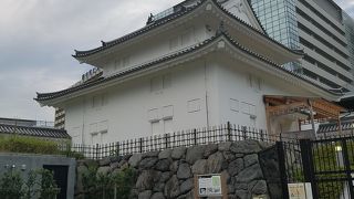 南西は未（ひつじ）と申（さる）の間だから