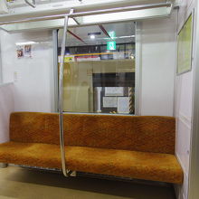 銀座線車内
