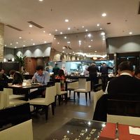 1Fのレストラン