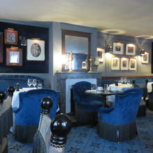 ラデュレ (ボナパルト店) 