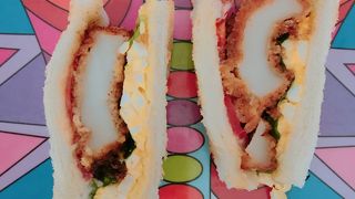 おいしいイカのサンドイッチ