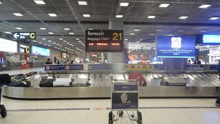 早朝バンコクに到着