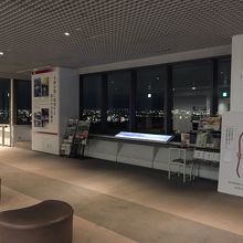 堺市役所21階展望ロビー