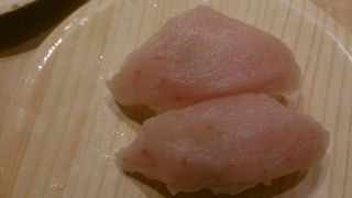 学生街の回転寿司は学生に甘い