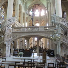 サン テティエンヌ デュ モン教会 