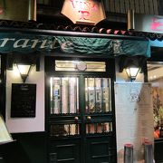 元闘牛士の経営する種類豊富なスペイン料理の店