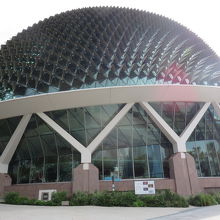 エスプラネード シアターズ オン ザ ベイ 