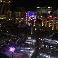 ストリップ方向