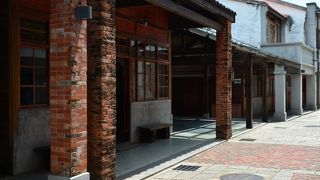 古い町並みが残されている