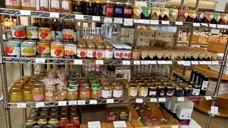 りんごからおしゃれな雑貨まで