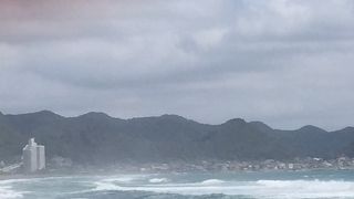 のんびり過ごす海水浴場