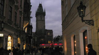 火薬塔からカレル橋