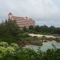 海側から見たホテル