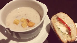 シャワーが浴びられるのは○