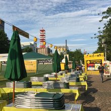 ビール祭りに向けて準備中