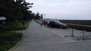 夫婦岩で有名な神社、ハンディキャップゾーン付無料駐車場有り