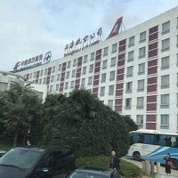 上海航空が運営