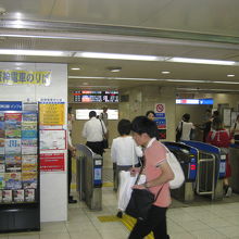 阪神電車梅田駅改札口