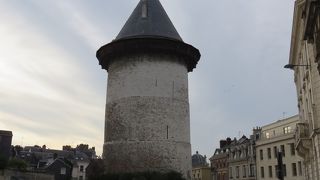 裁判中に監禁された・・・