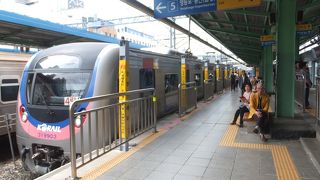 地下鉄1号線、ここでインチョン方面と水原方面の分岐です