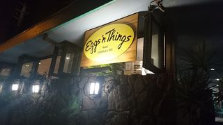 夜はすいています