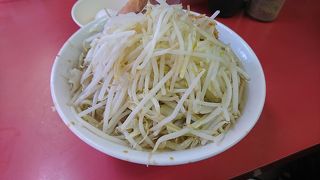 殿堂入りしたとも言われる二郎のお店