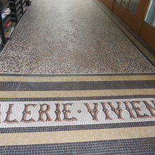 ギャラリー ヴィヴィエンヌ 