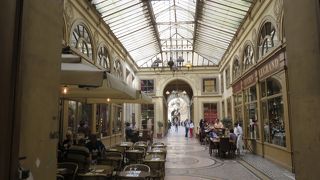 歩廊のモザイク・・・