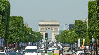 パリ一番の大通り